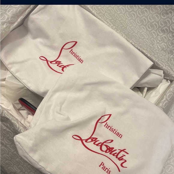 Christain Louboutin heels - Picture 3 of 5